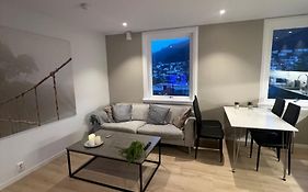 Modern Apartment With Free Parking