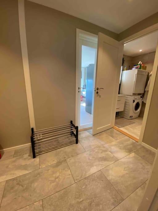 Modern Apartment With Free Parking Bergen Exterior foto